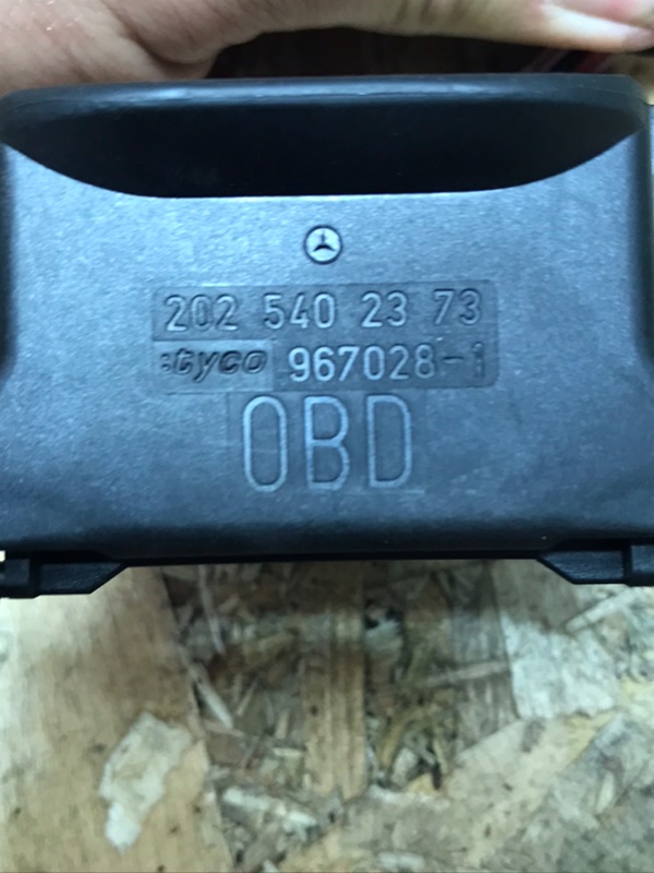 Разъем OBD Mercedes Vito 2004 639
