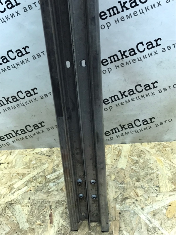 Направляющая сдвижной двери Mercedes Vito 2004 639