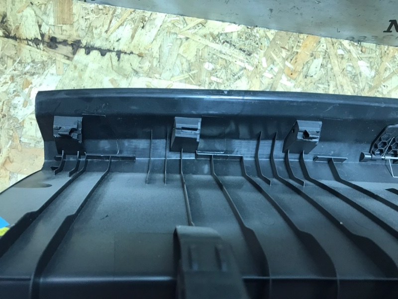 Накладка замка багажника Volkswagen Passat B6 2006 Седан