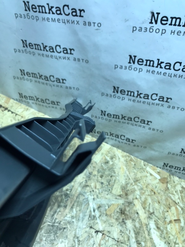 Накладка замка багажника Volkswagen Passat B6 2006 Седан