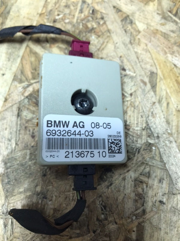 Усилитель Антенны BMW 3-Series E90 2006
