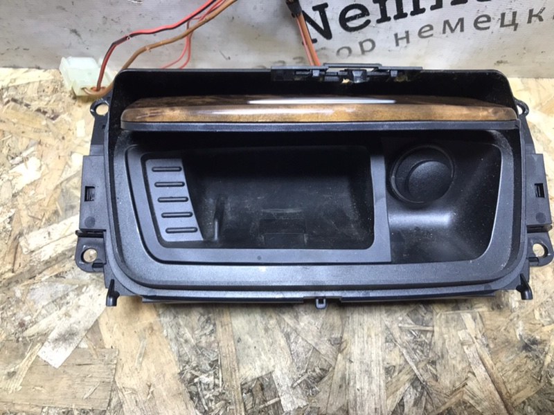 Пепельница BMW 3-Series E90 2006