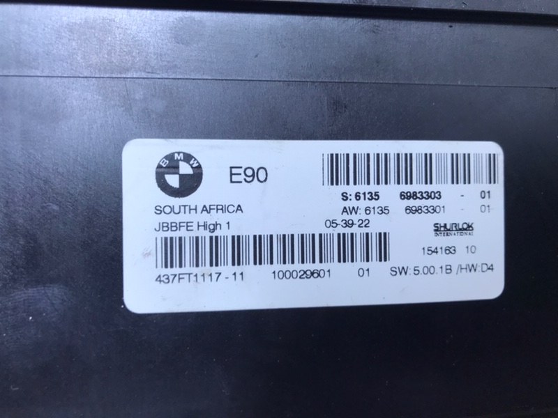 Блок управления бортовой сети BMW 3-Series E90 2006