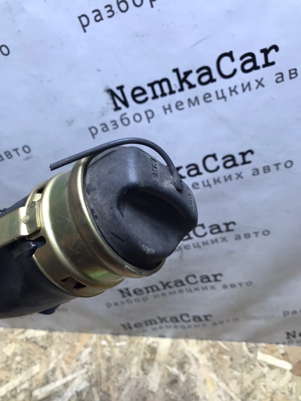 Горловина топливного бака BMW 3-Series E90 2006