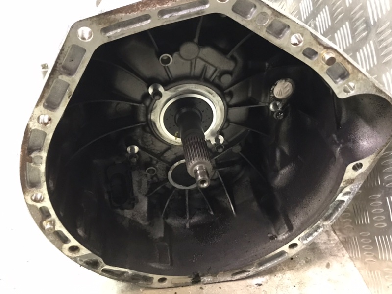 МКПП Mercedes Sprinter 2017 909.843
