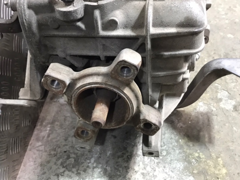 МКПП Mercedes Sprinter 2017 909.843