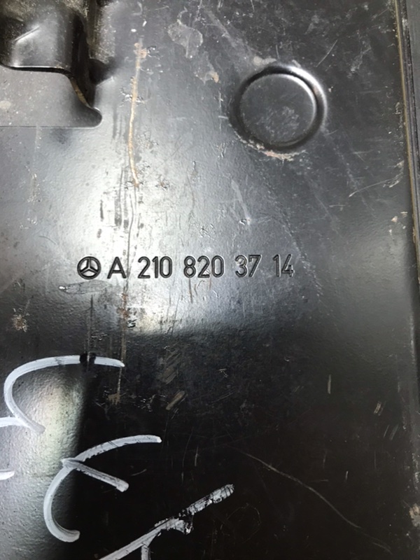 Чейнджер CD Mercedes E55 AMG 1999 W210
