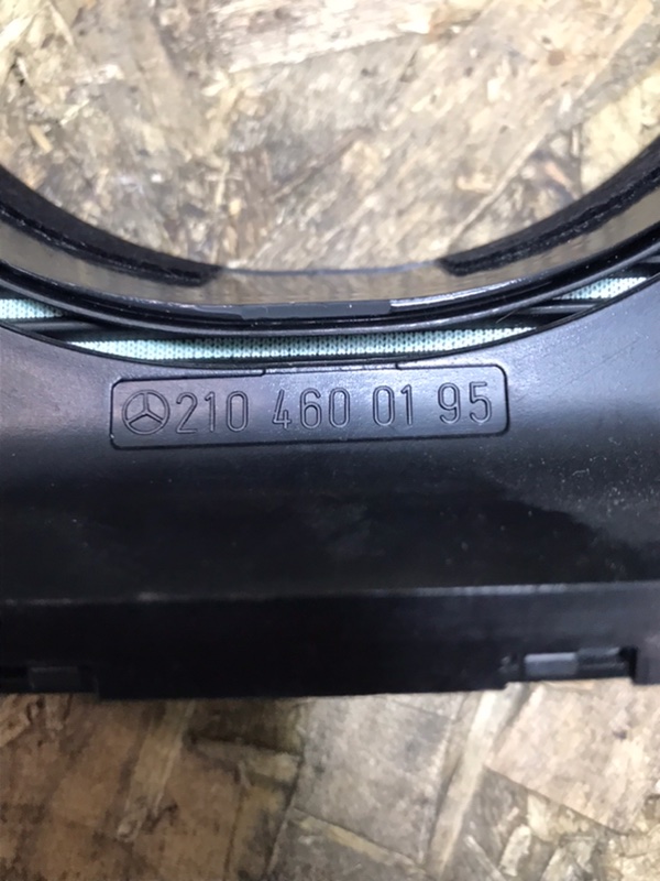 Кожух рулевой колонки Mercedes E55 AMG 1999 W210