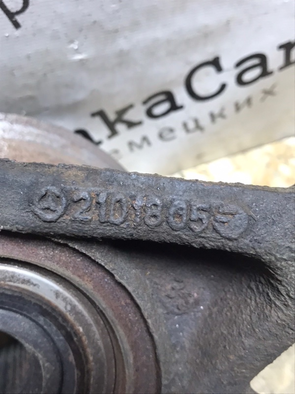 Кулак поворотный Mercedes E55 AMG 1999 W210