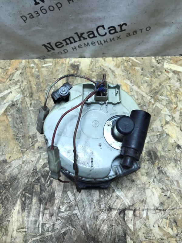 Щиток приборов Mercedes T1 1990 309