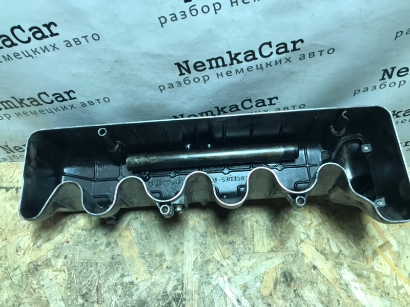 Крышка клапанная Mercedes T1 1990 309