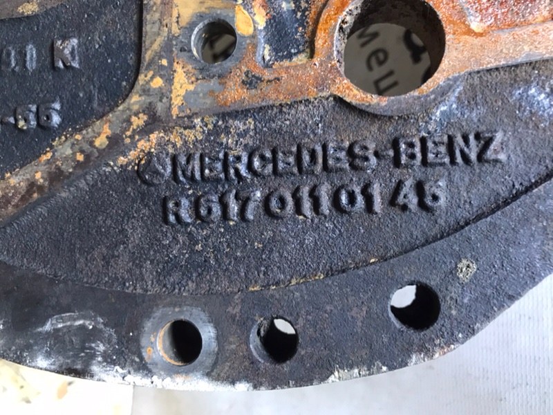Плита КПП Mercedes T1 1990 309