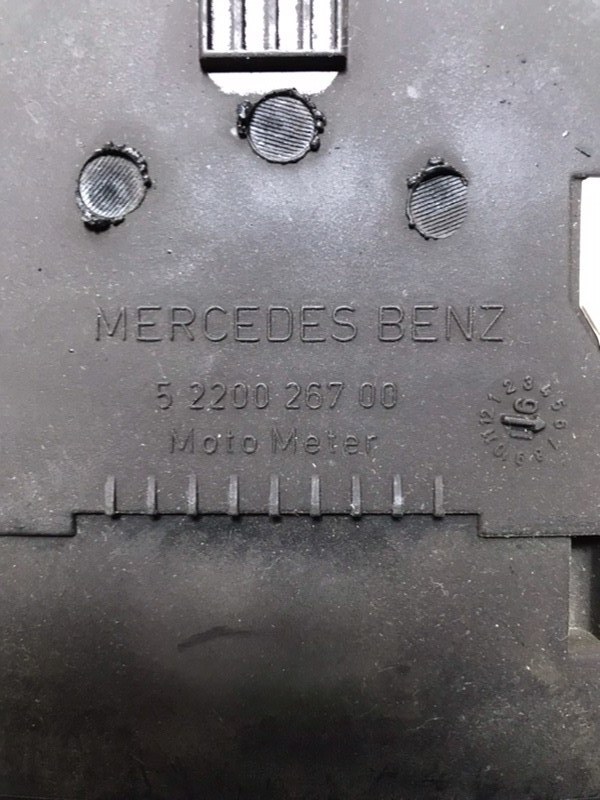 Щиток приборов Mercedes E-Classe W124 1989