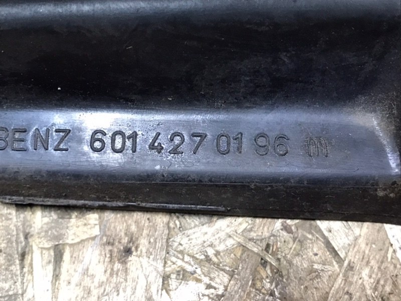 Чехол ручника Mercedes T1 1990 309