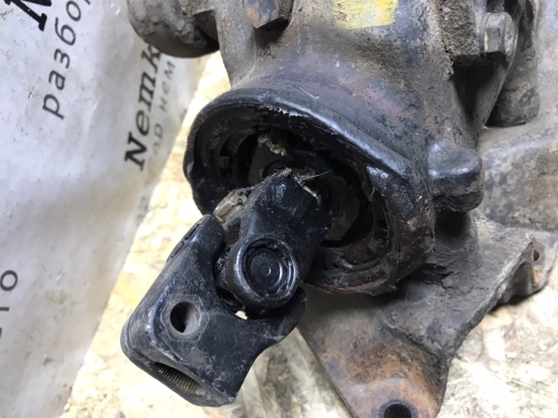 Рулевой редуктор Mercedes T1 1990 309