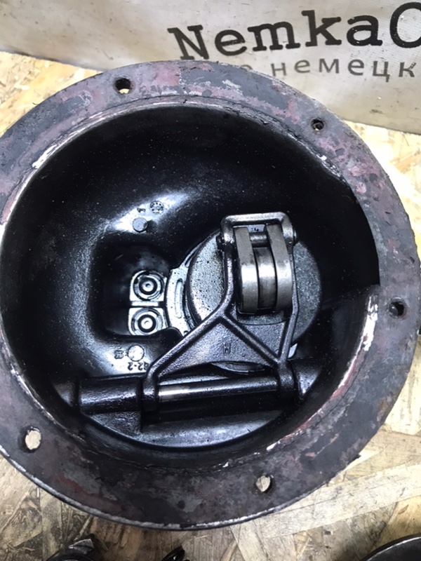 Вакуумный насос Mercedes T1 1990 309