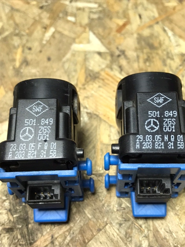 Кнопка стеклоподъемника Mercedes Vito 2005 639