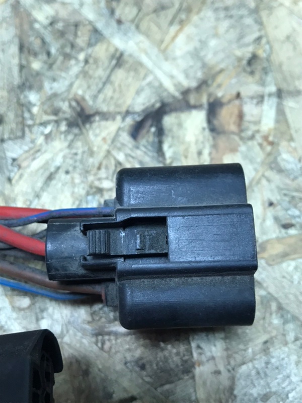 Провод реле вентилятора Mercedes Vito 2005 639