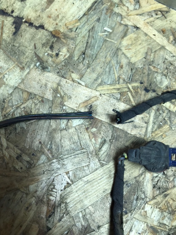 Проводка парктроников Mercedes Vito 2005 639