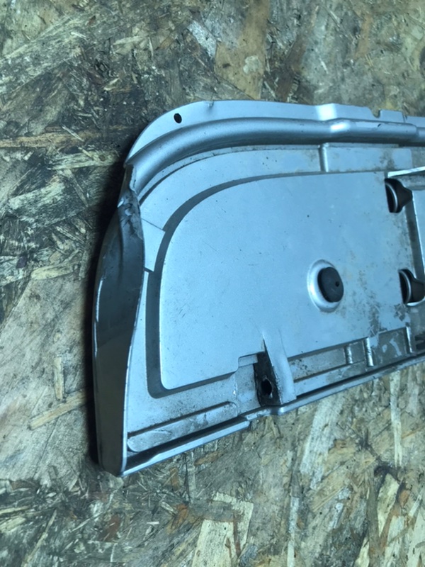 Лючок бензобака Mercedes Vito 2005 639