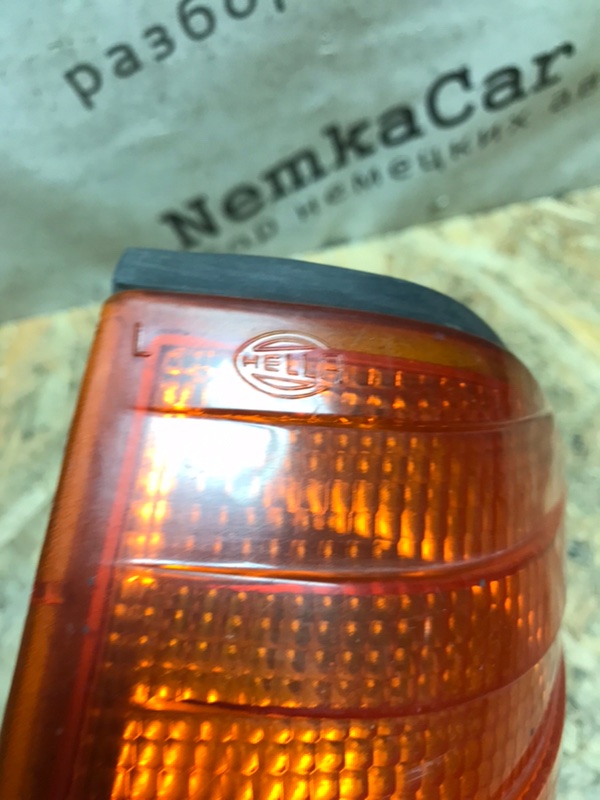 Поворотник Mercedes 190 W201