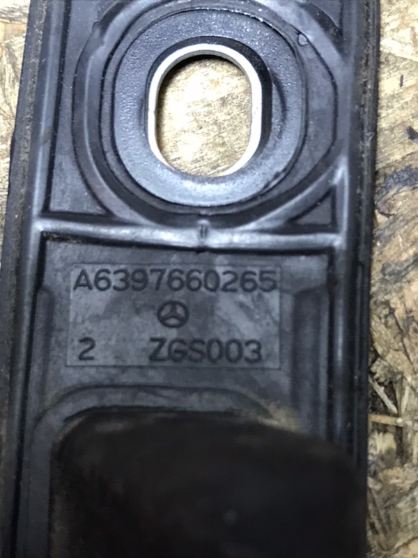 Стопор сдвижной двери Mercedes Vito 2005 639