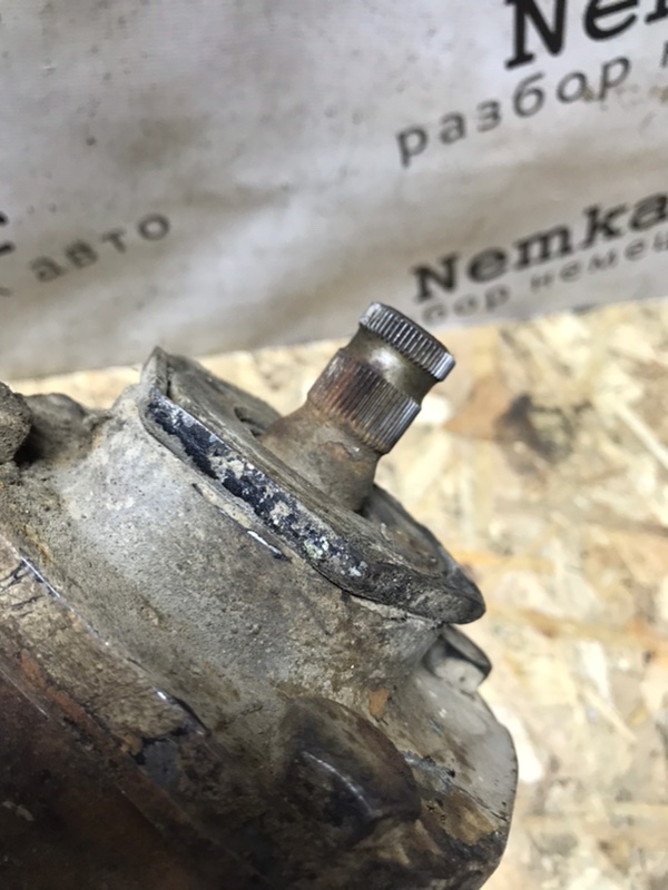 Рулевой редуктор Mercedes w123 1983 Седан