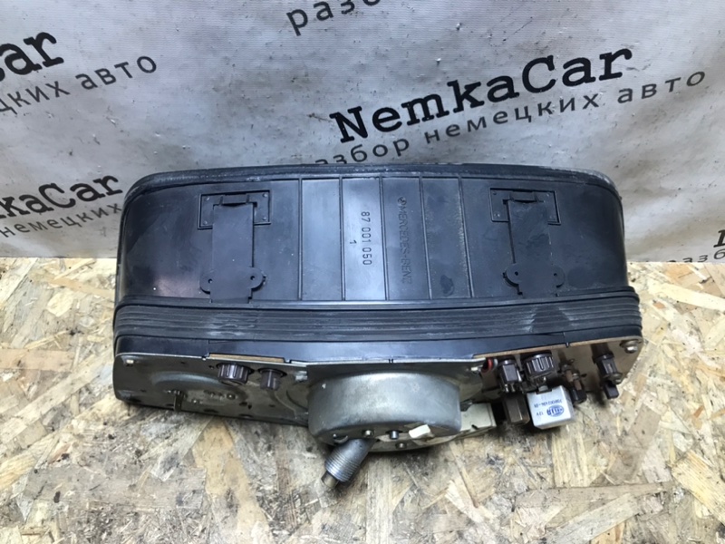 Щиток приборов Mercedes w123 1983 Седан