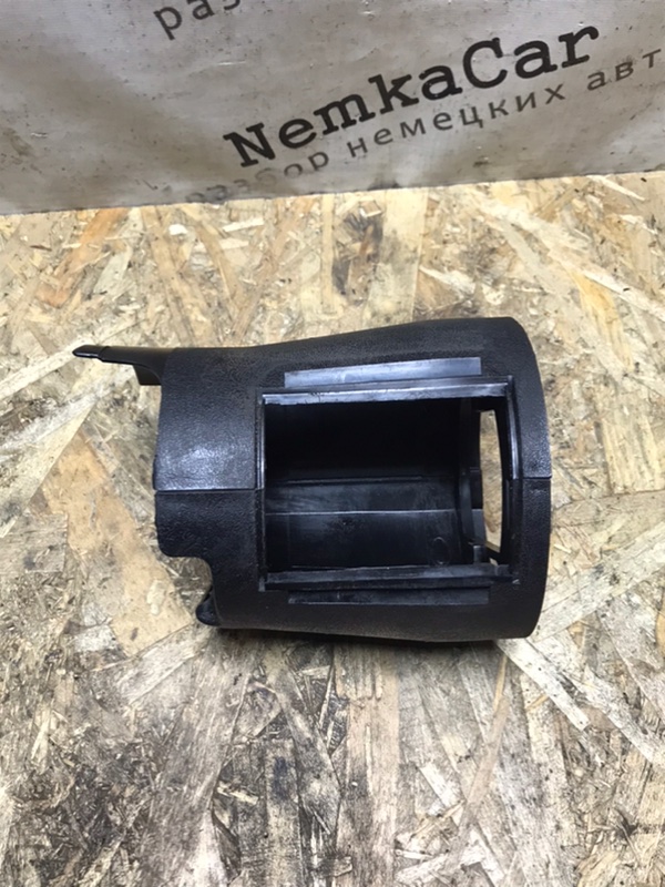 Кожух рулевой колонки Mercedes w123 1983 Седан