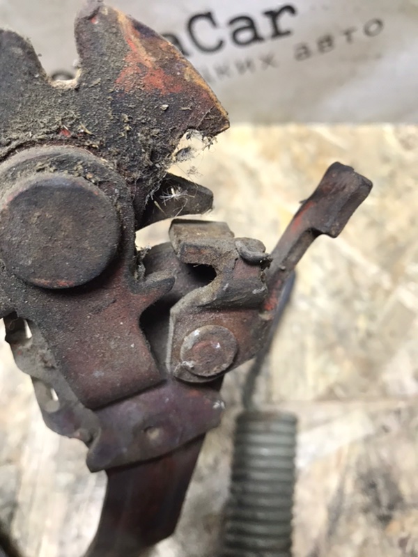 Петли капота Mercedes w123 1985 Седан