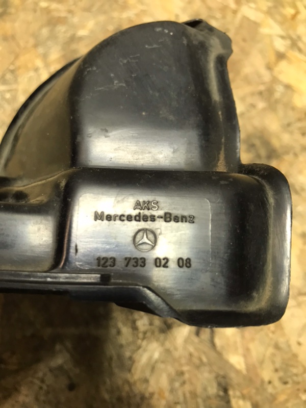 Замок двери Mercedes w123 1985 Седан