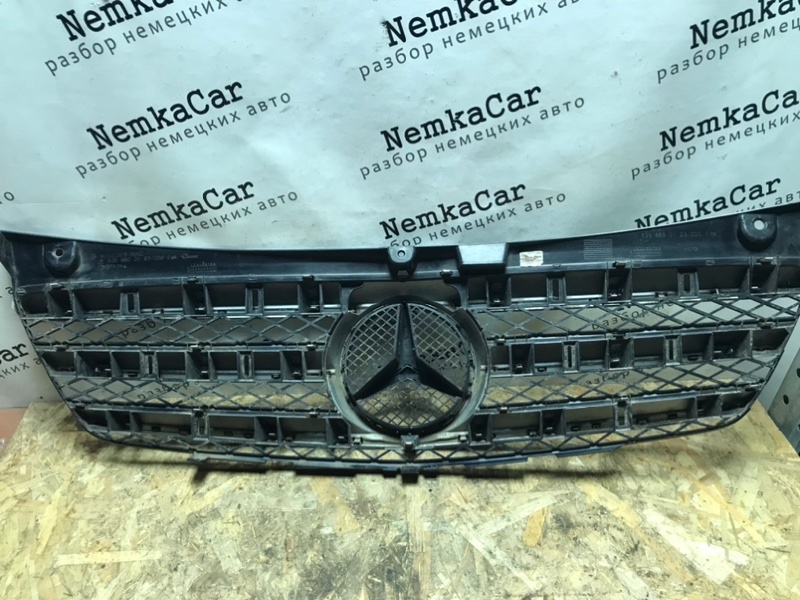 Решетка радиатора Mercedes Vito 2010 639 рест