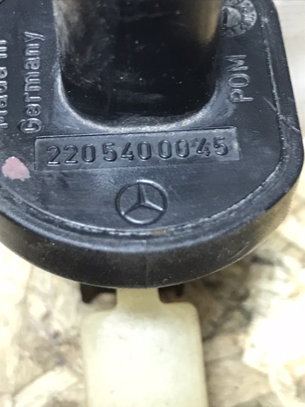 Датчик уровня бачка стеклоочистителя Mercedes Vito 2005 639