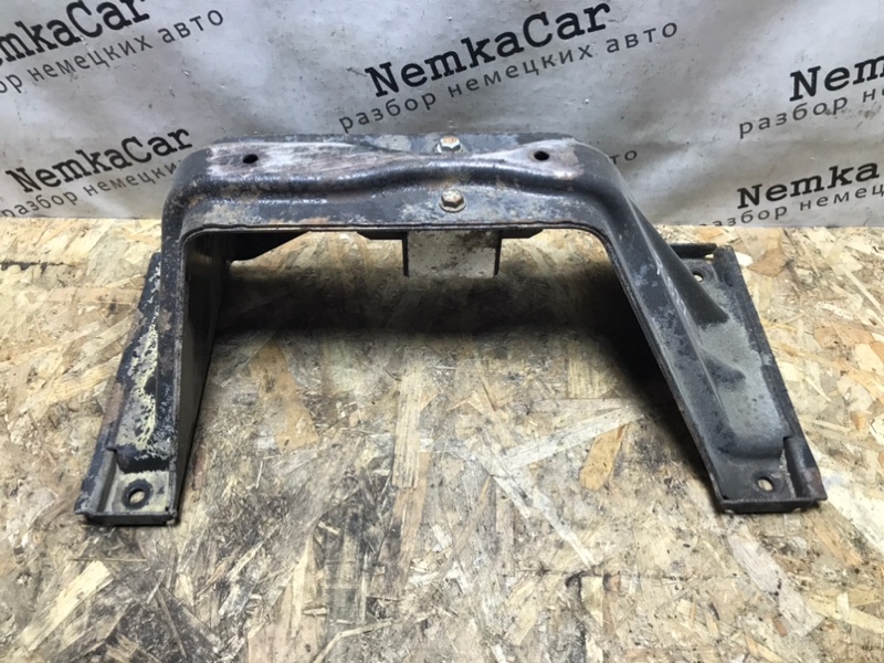 Кронштейн КПП Mercedes Vito 2010 639 рест