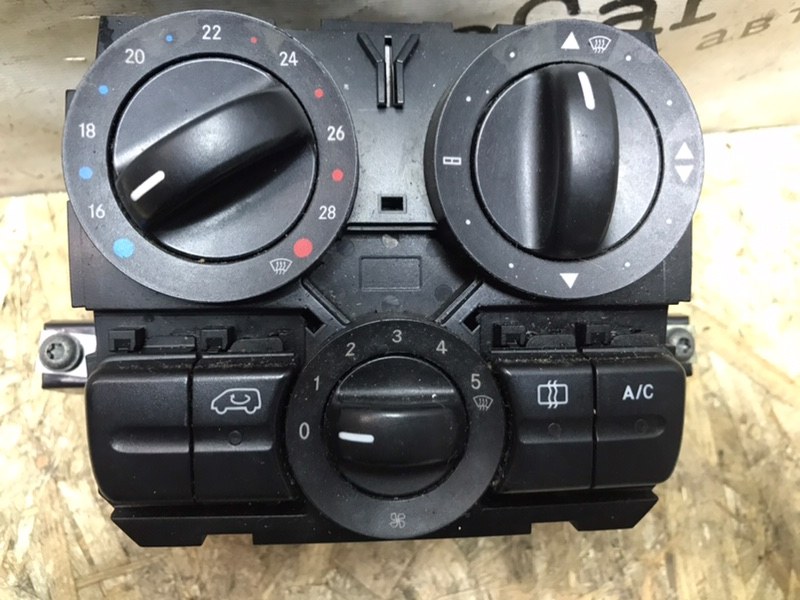 Блок управления отопителем Mercedes Vito 2010 639 рест