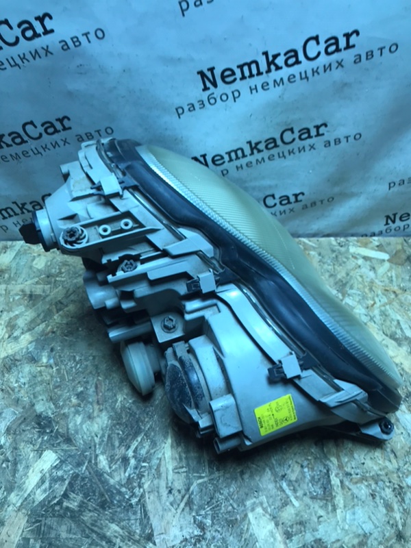 Фара Mercedes C-Class 2000 W203