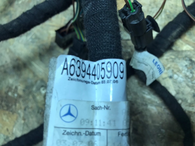 Проводка двери багажника Mercedes Vito 2010 639 рест