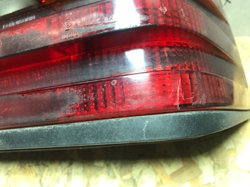 Фонарь Mercedes W124 1987