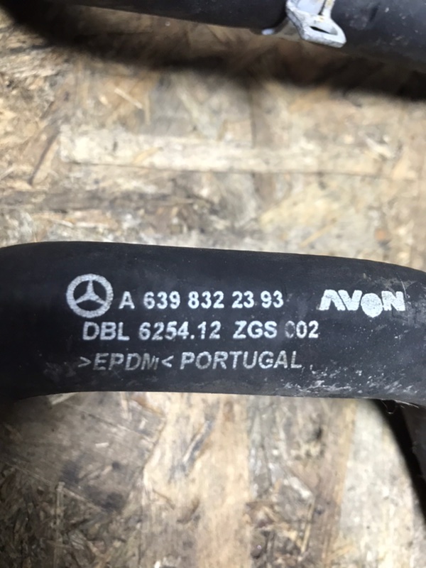Патрубок отопителя Mercedes Vito 2010 639 рест
