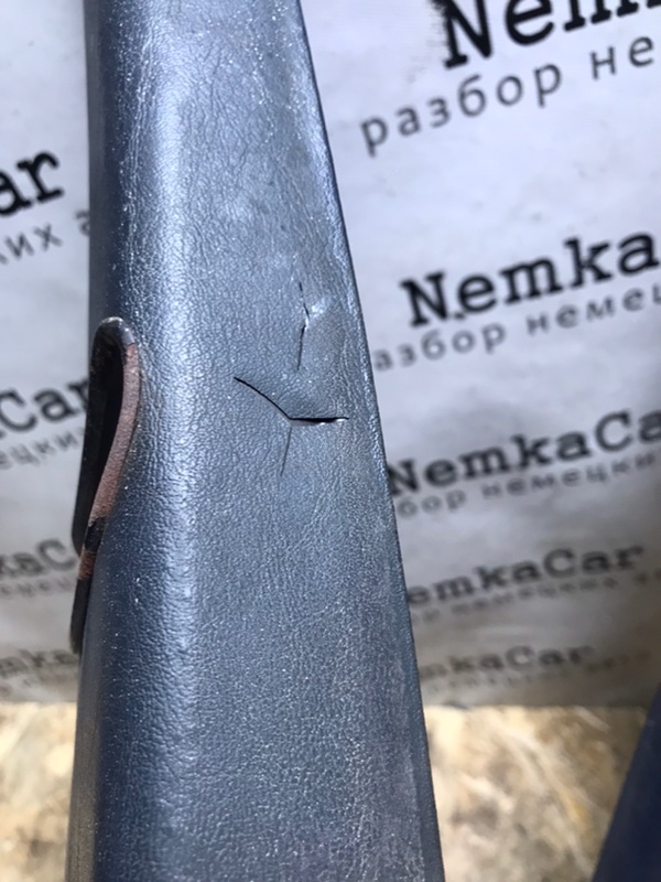 Обшивка стойки Mercedes w123 1983 Седан