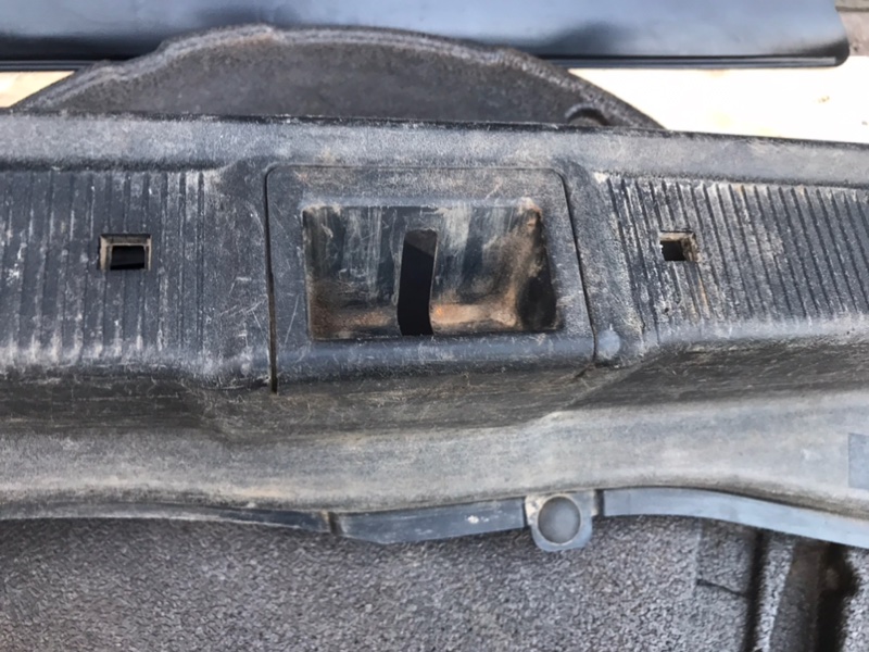 Обшивка багажника Mercedes C-Class 2000 W203
