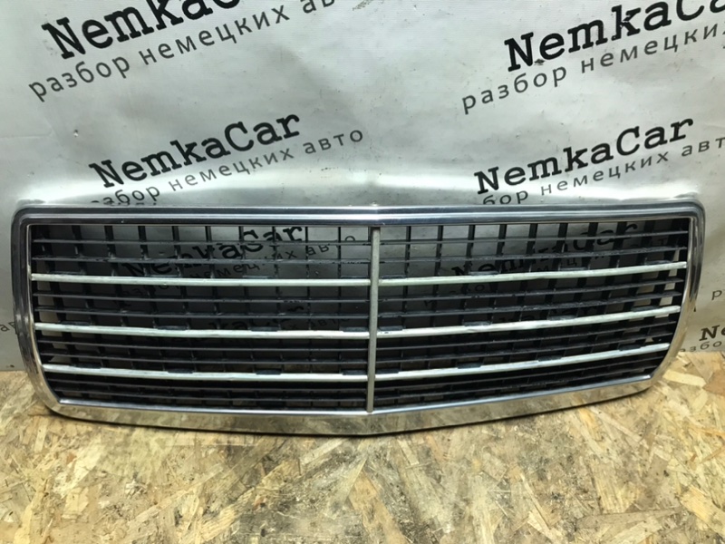 Решетка радиатора Mercedes E-Classe 1993 W124 250D