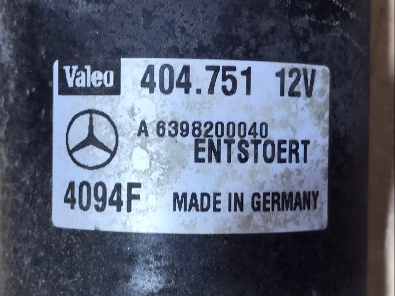 Трапеция стеклоочистителя Mercedes Vito 2004 639