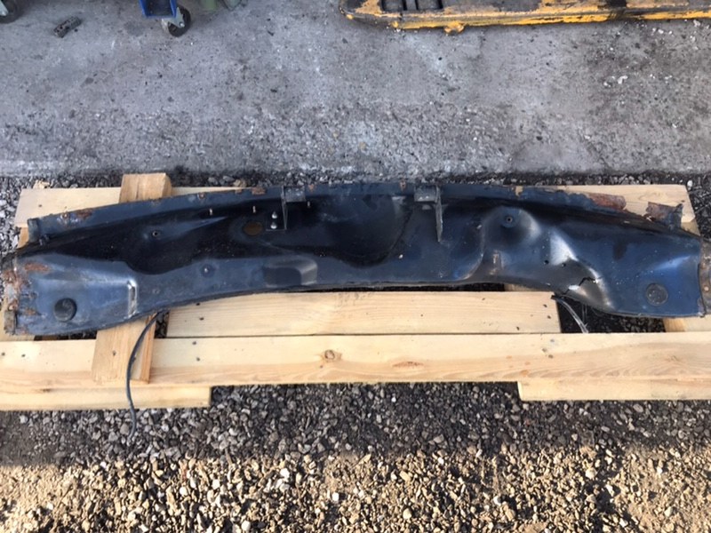 Водосток под жабо Mercedes Vito 2004 639