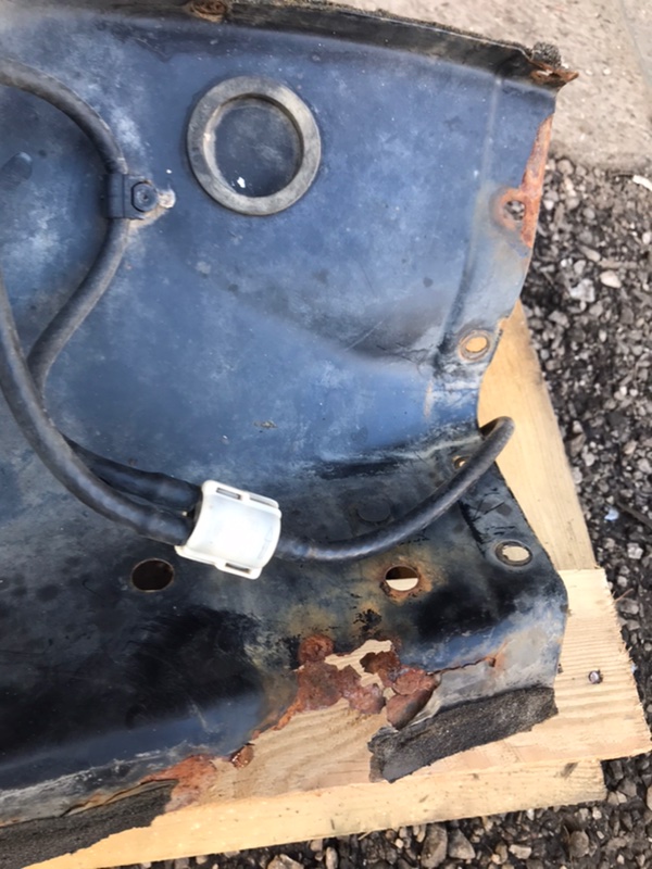 Водосток под жабо Mercedes Vito 2004 639