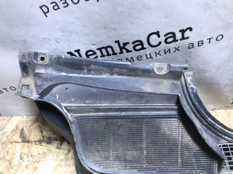 Жабо Mercedes E-Classe W124 1992