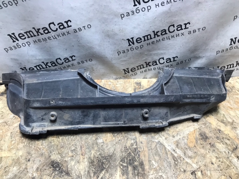 Жабо Mercedes E-Classe W124 1992