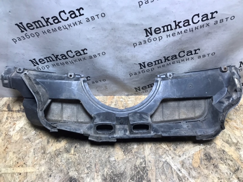 Жабо Mercedes E-Classe W124 1992