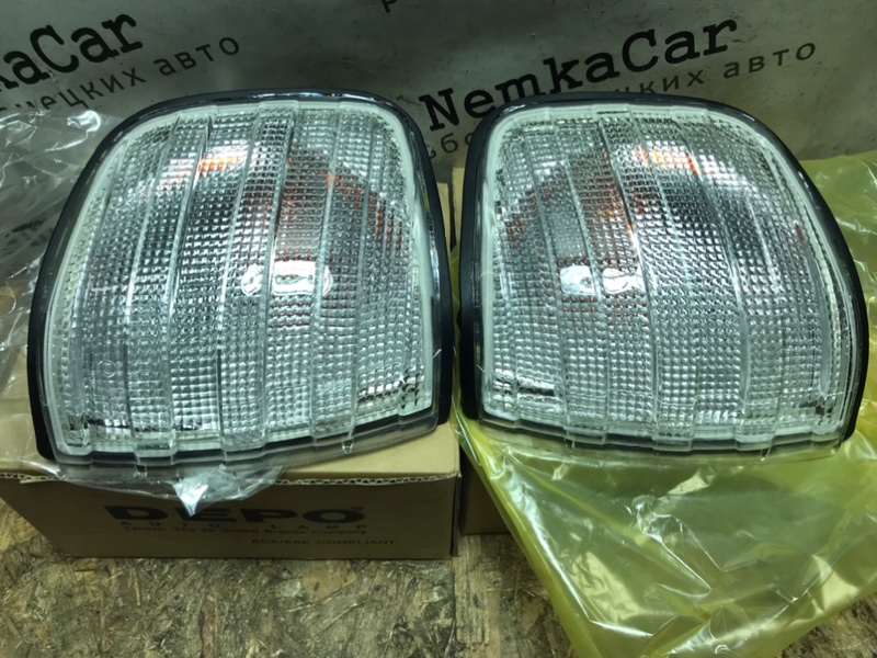 Поворотники новые Mercedes S-Klass W126