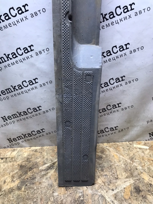Накладка замка багажника Mercedes Vito 2004 639